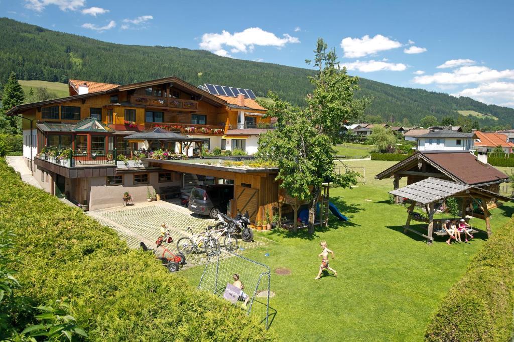 Aparthotel Wellnesshaus Reichelt Radstadt Zewnętrze zdjęcie