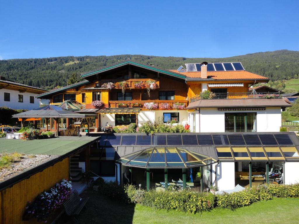 Aparthotel Wellnesshaus Reichelt Radstadt Zewnętrze zdjęcie
